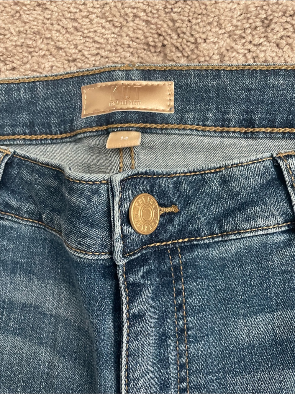 NWT KUT Catherine Boyfriend Straight-Leg Medium Wash Jeans Women Size 14 - Picture 4 of 10